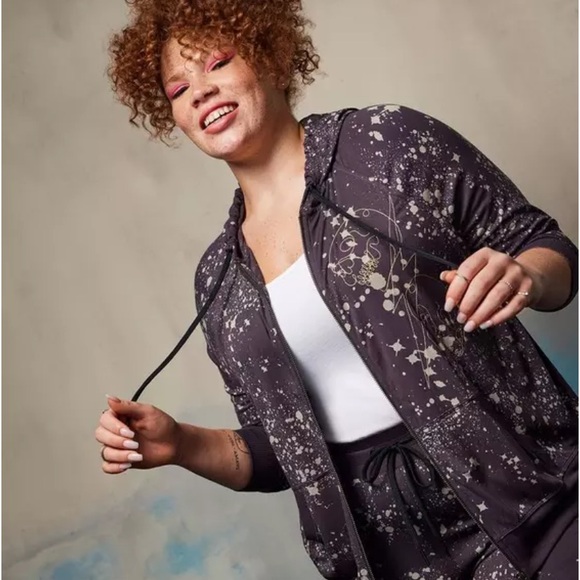 Zip-Up Hoodie - Super Soft LoveSick Skulls Splatter Grey - Picture 2 of 6